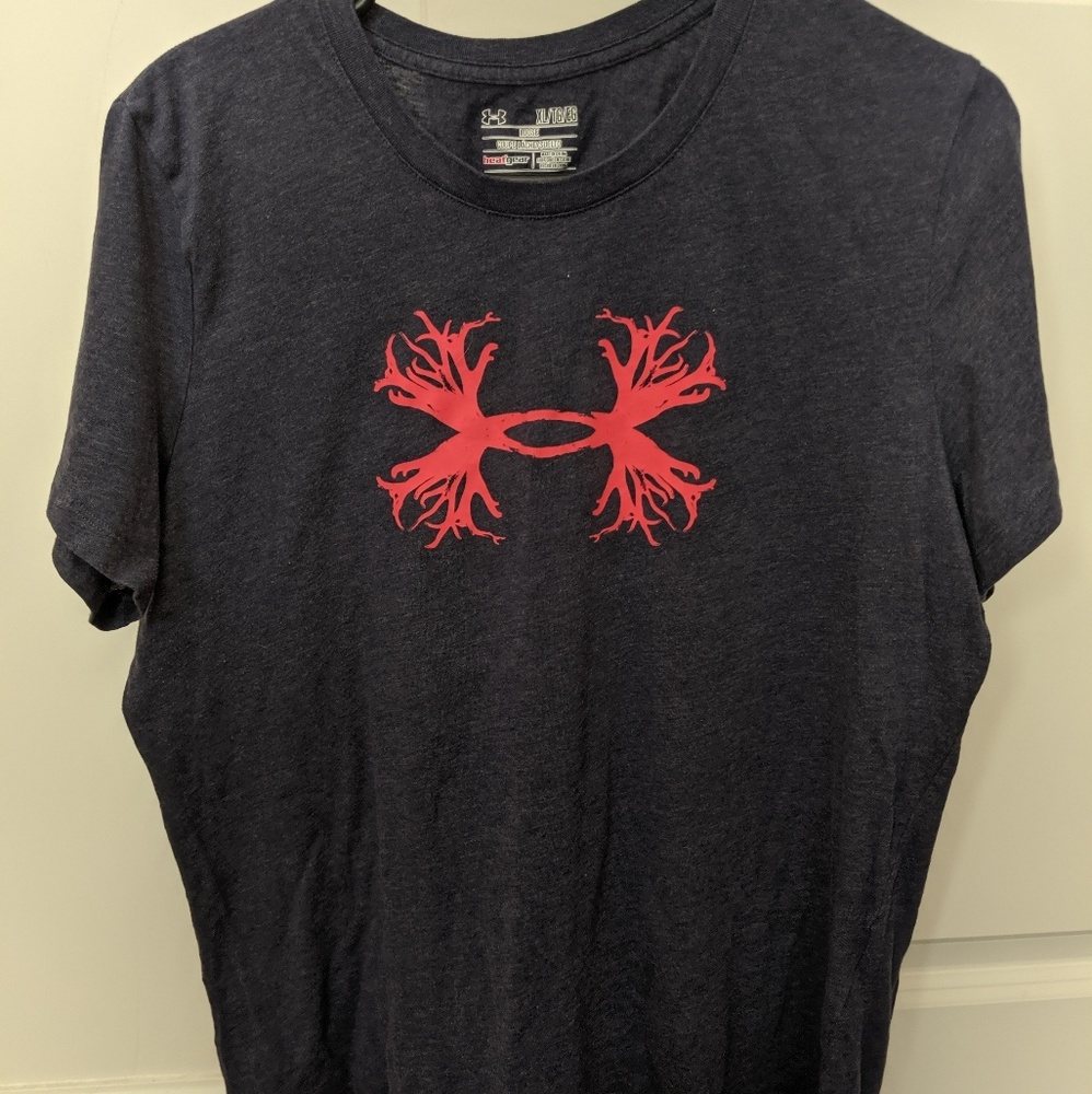 Under Armer workout tee